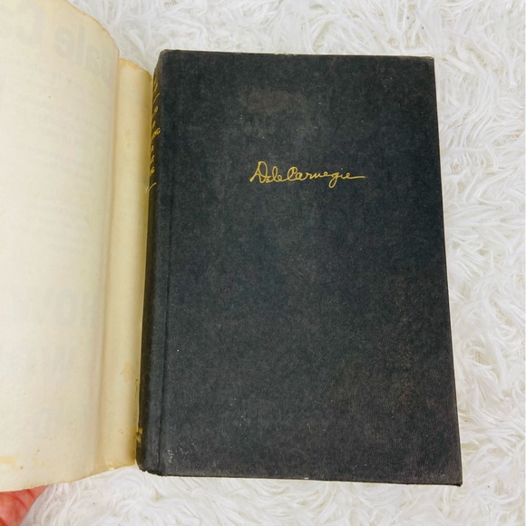 DALE CARNEGIE how to stop worrying and start living book - Picture 8 of 8